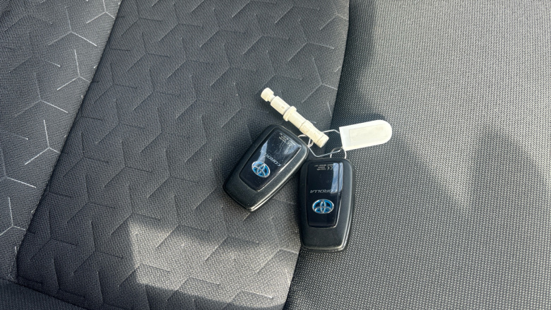 Toyota Corolla 1.8 VVT-i Hybrid Icon Tech 5dr CVT Hybrid Hatchback